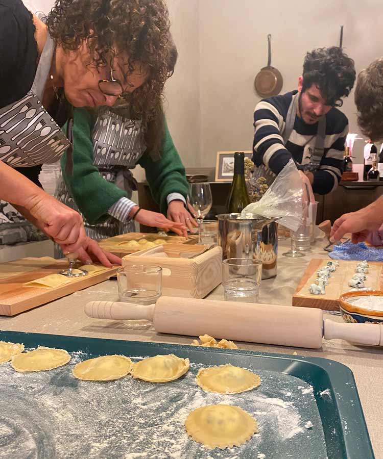 Voyages en Italie: Cours de cuisine entre amis